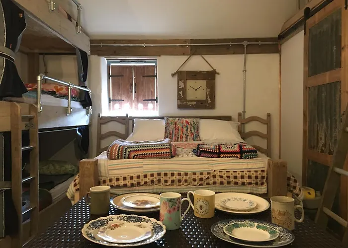 Matlock Glamping Rooms